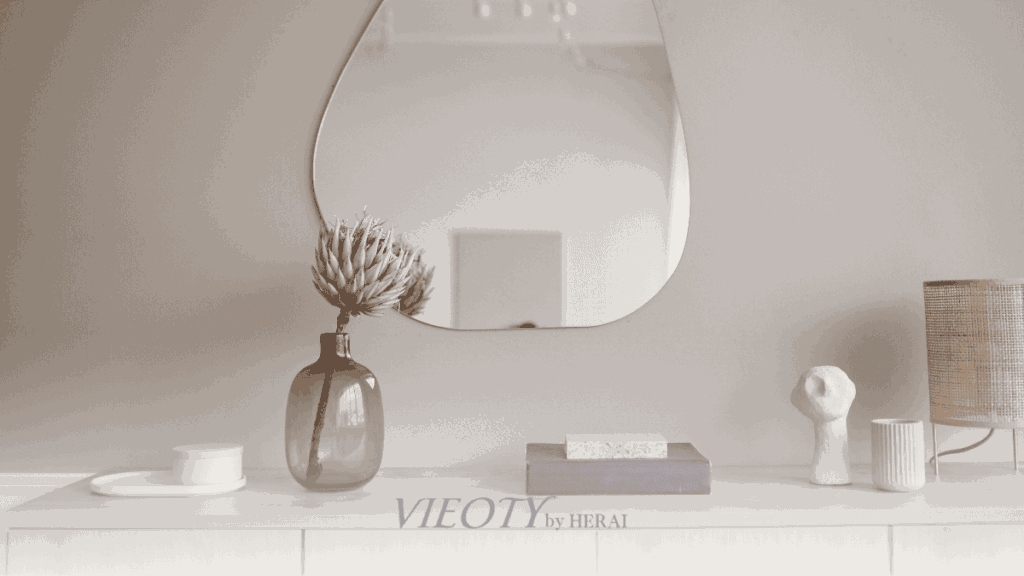 4種類のくせ毛タイプ（波状毛、捻転毛など）を分かりやすく示した診断チャート付きの似合う髪型診断