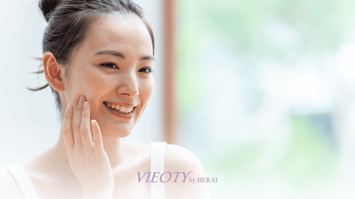 肌の細胞が生まれ変わるサイクル（ターンオーバー）を実感した女性のイメージ