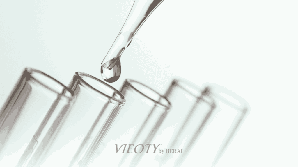 シリコンが髪のキューティクルを滑らかにコーティングするテクスチャイメージ