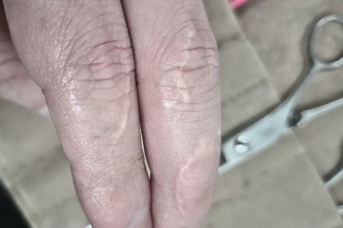 HERAIの手と工具